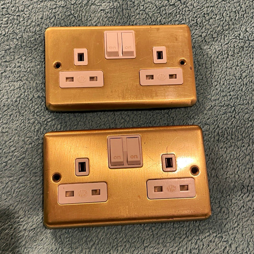 Brass 13a 250v switched - ac,