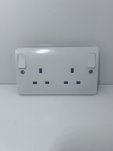 Double socket 13a - mk,