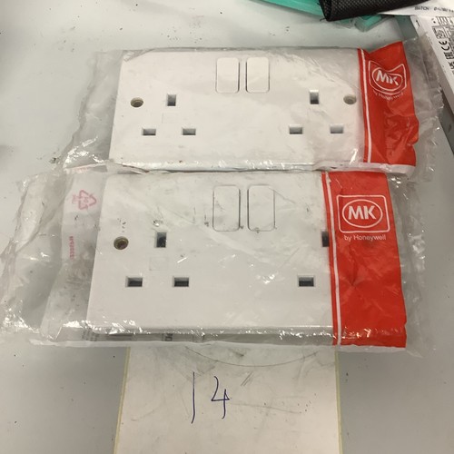 13a double switched - double,