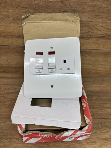 Logic plus k5011whi - plus, 45a