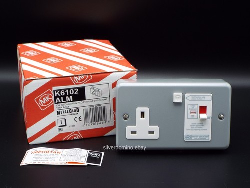 Metal clad rcd socket - mk,