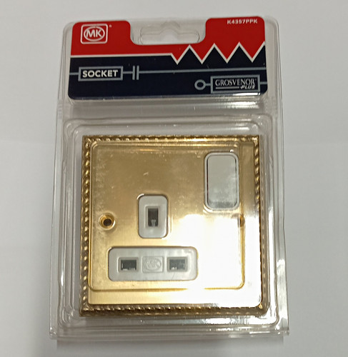 Grosvenor plus 13a switched - 13a,