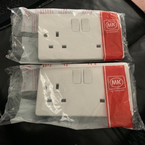 13a switched socket - 2,